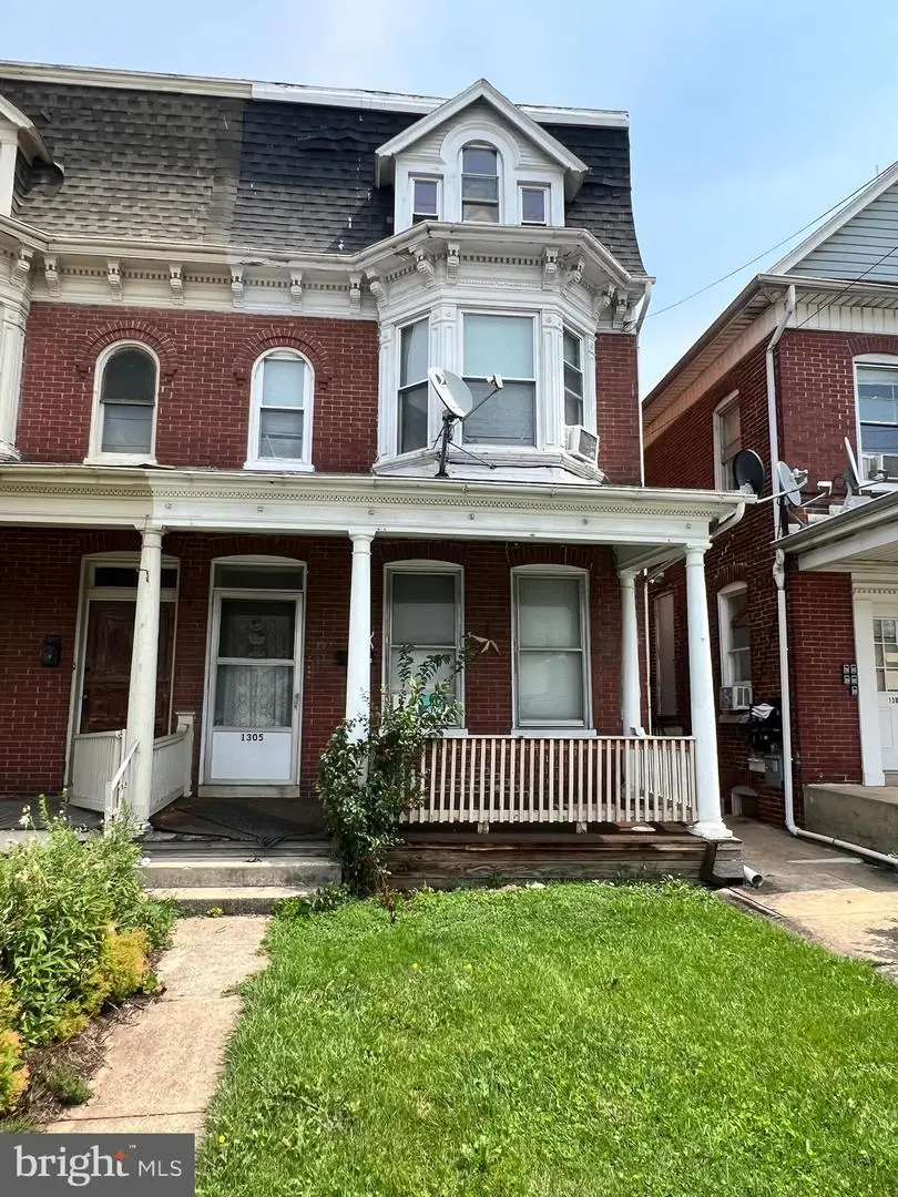 1305 N George St, York, PA 17404 - #1