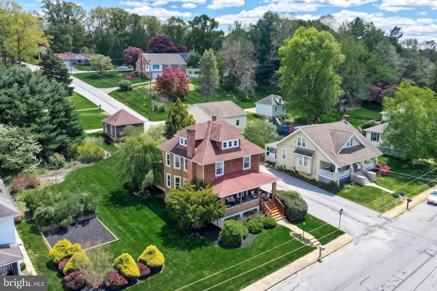19 S Constitution Ave, New Freedom, PA 17349 - #2