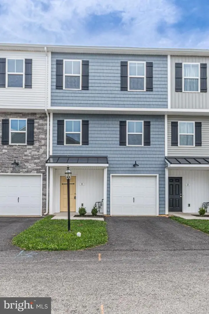 4 Landing Pl, York, PA 17408 - #2