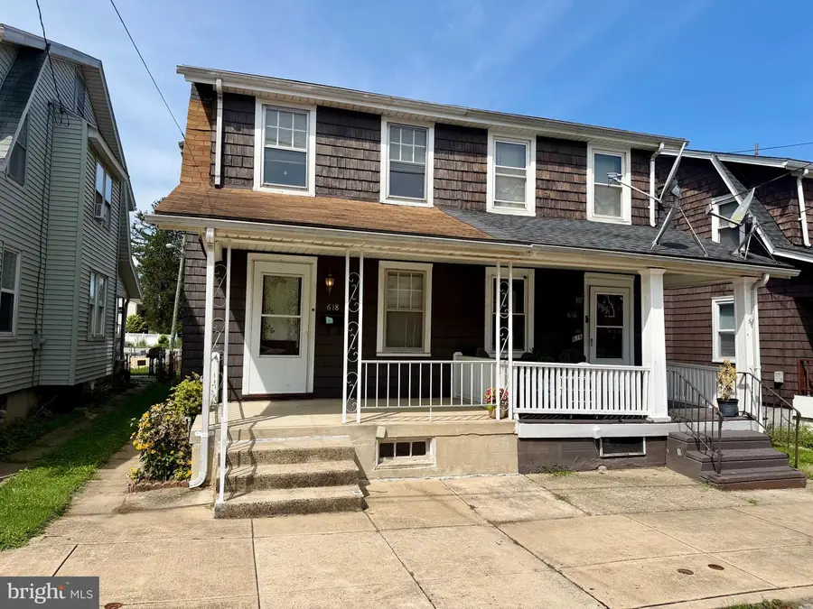 618 Courtland St, York, PA 17403 - #3