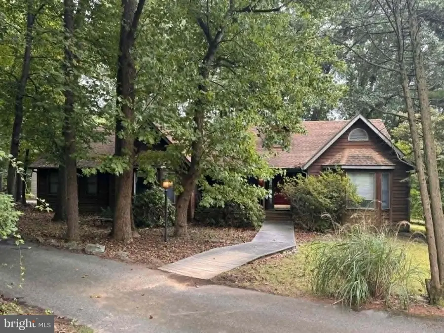 1110 Antler Dr, York, PA 17406 - #2