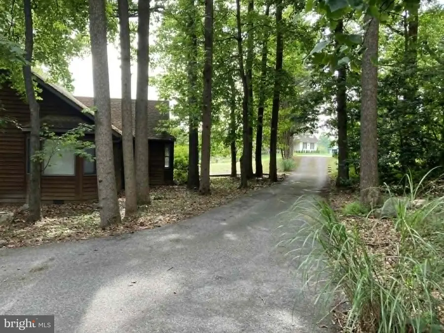 1110 Antler Dr, York, PA 17406 - #3