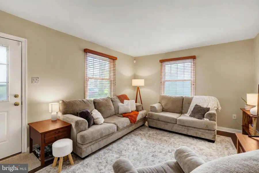 212 Lyndhurst Rd, York, PA 17402 - #2