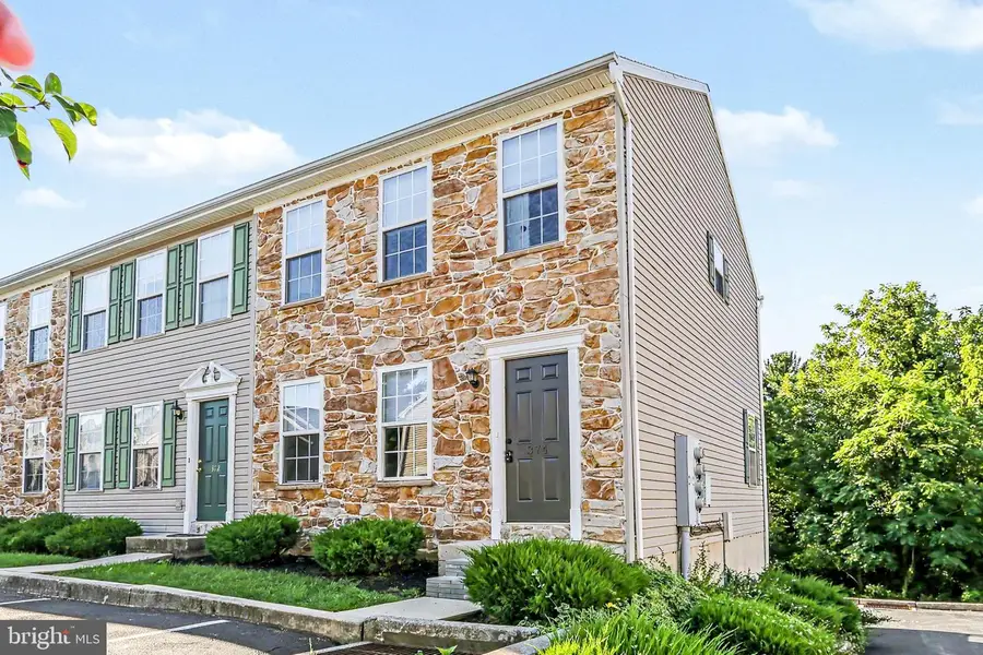 374 Cherry St #374, Red Lion, PA 17356 - #2