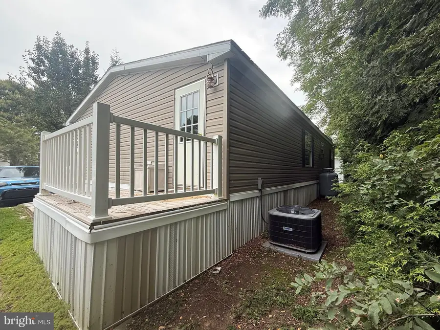56 Cherokee Dr, Windsor, PA 17366 - #3