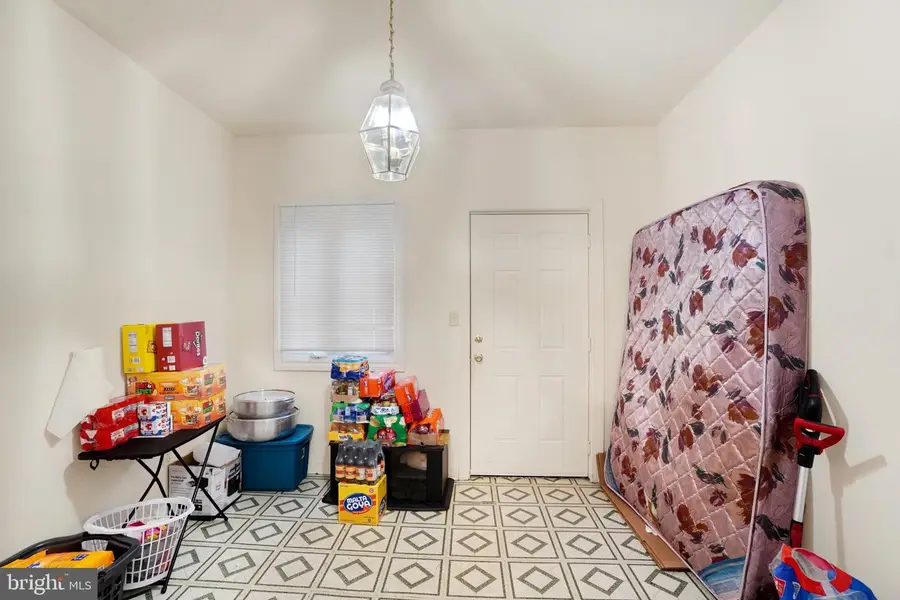 735 Manchester St, York, PA 17404 - #3