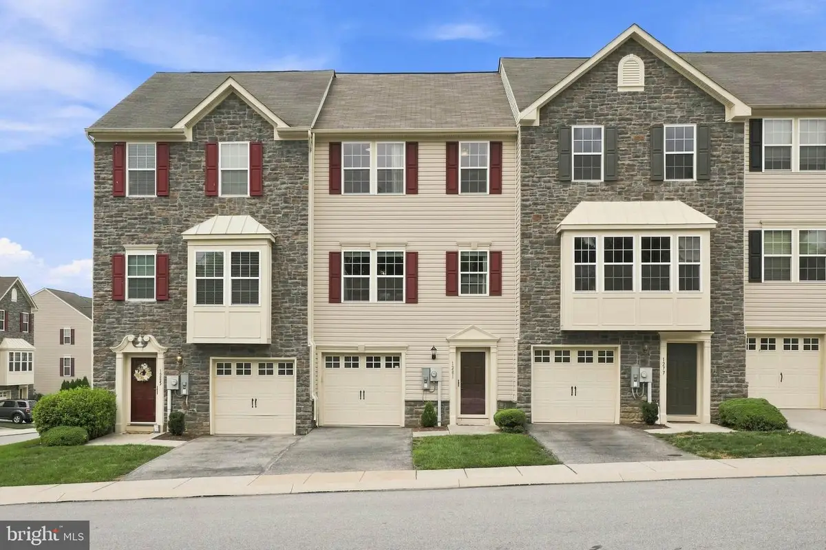 1281 Stonehaven Way, York, PA 17403 - #1