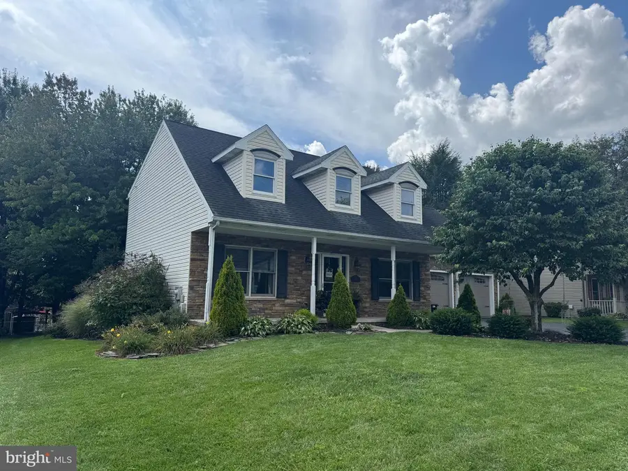 717 Ash Dr, Hanover, PA 17331 - #2
