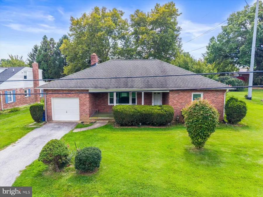 1140 Southern Rd, York, PA 17403 - #2