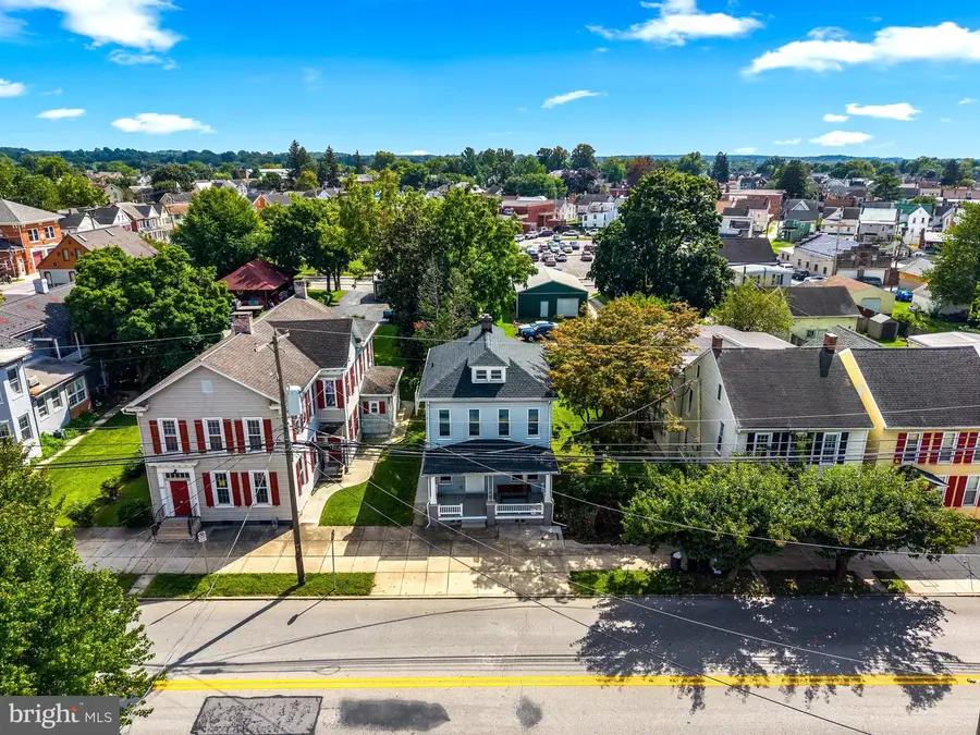 245 York St, Hanover, PA 17331 - #2