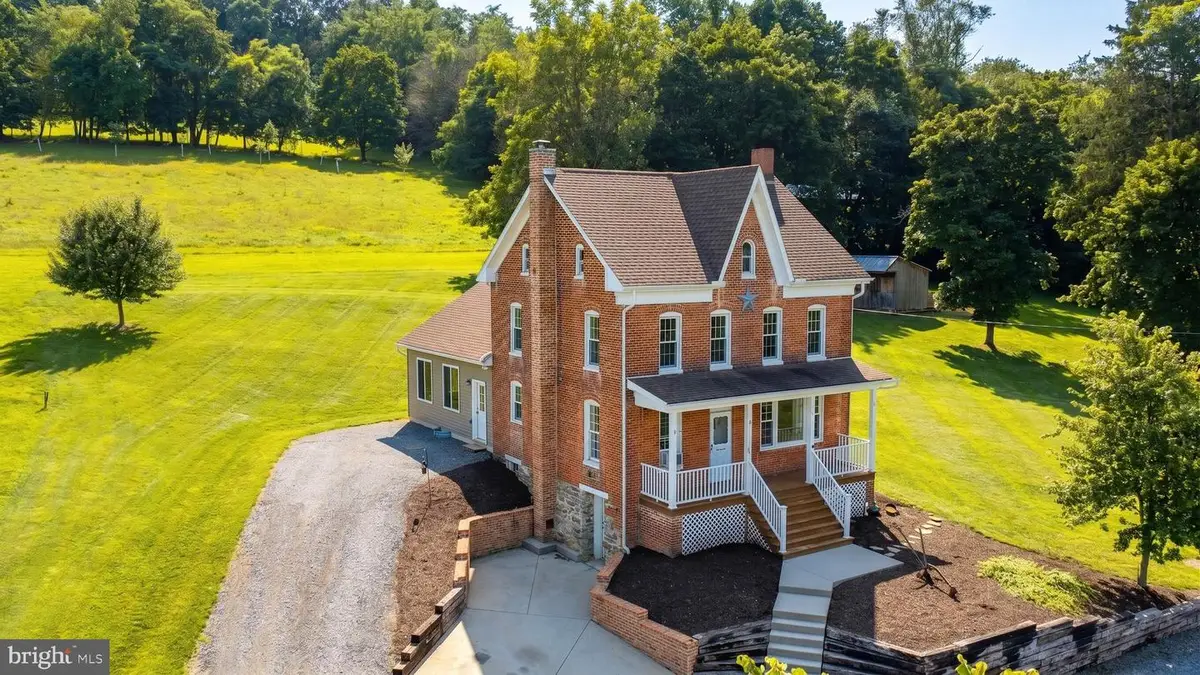 745 Meadowview Dr, Red Lion, PA 17356 - #1