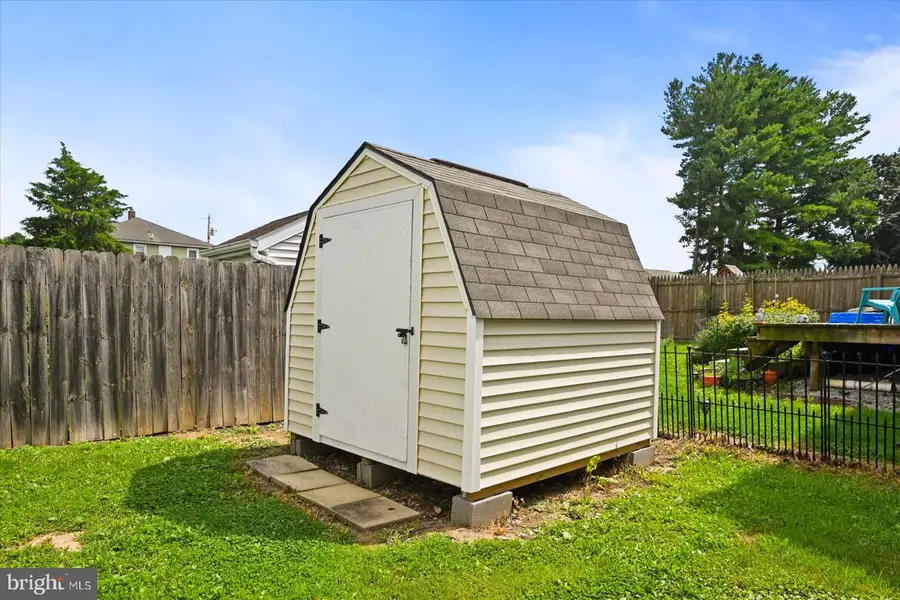 423 Manor St, Hanover, PA 17331 - #3