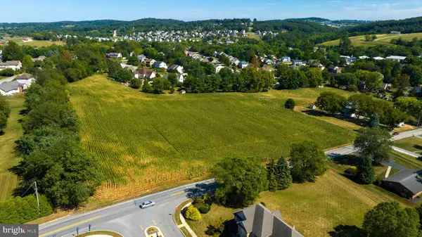 602 Chestnut Hill Rd, YORK, PA 17402