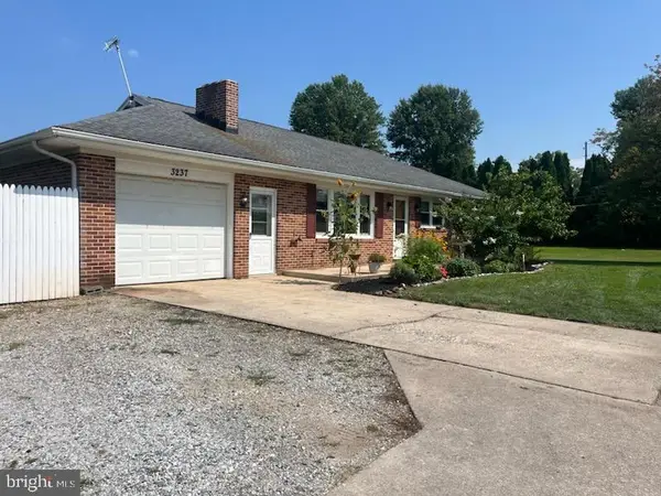 3237 Bull Rd, YORK, PA 17408