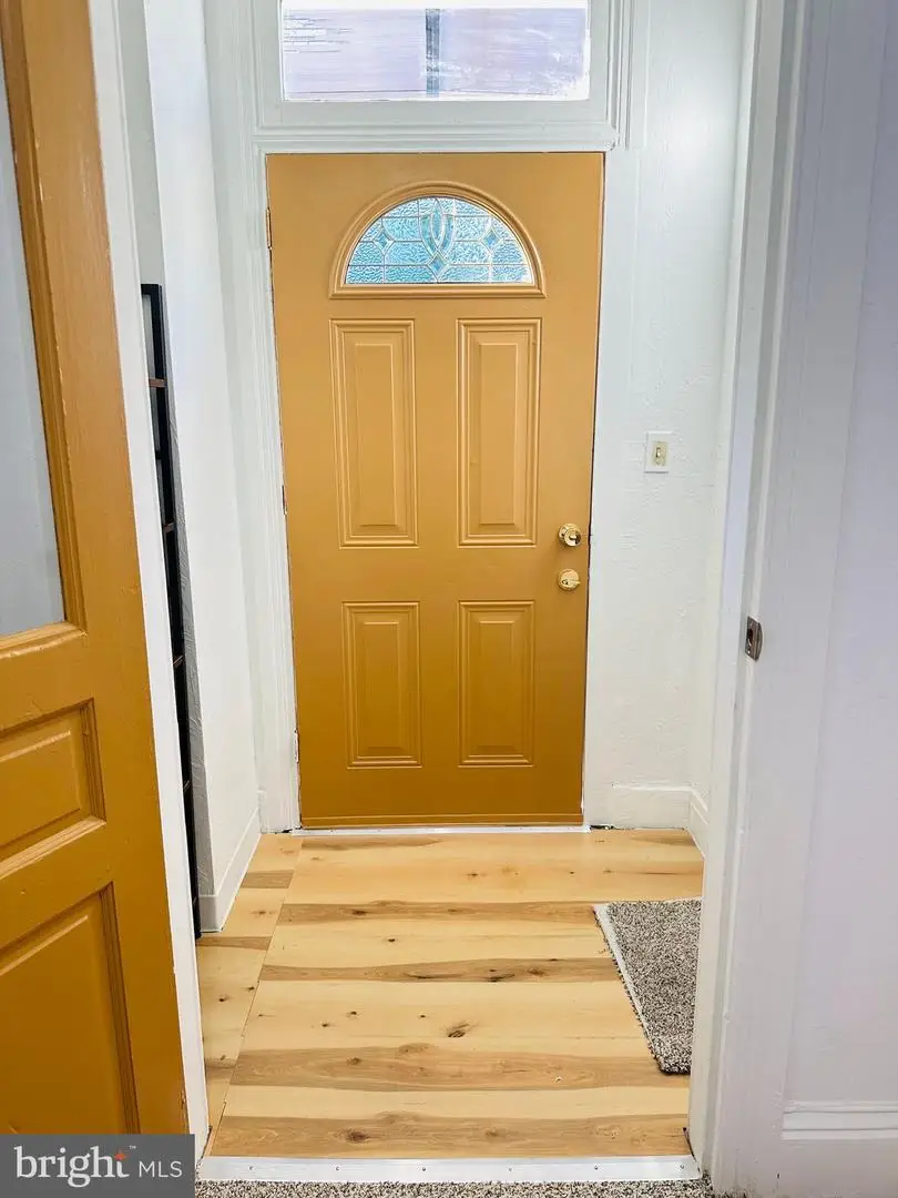 352 W Gay Ave, York, PA 17401 - #2