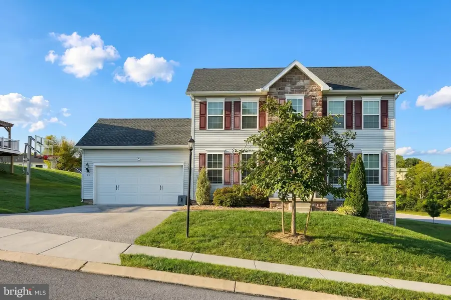 35 Fox Run Rd, Hanover, PA 17331 - #2
