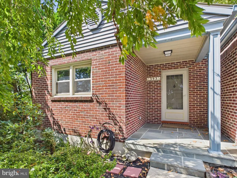 393 Waters Rd, York, PA 17403 - #2