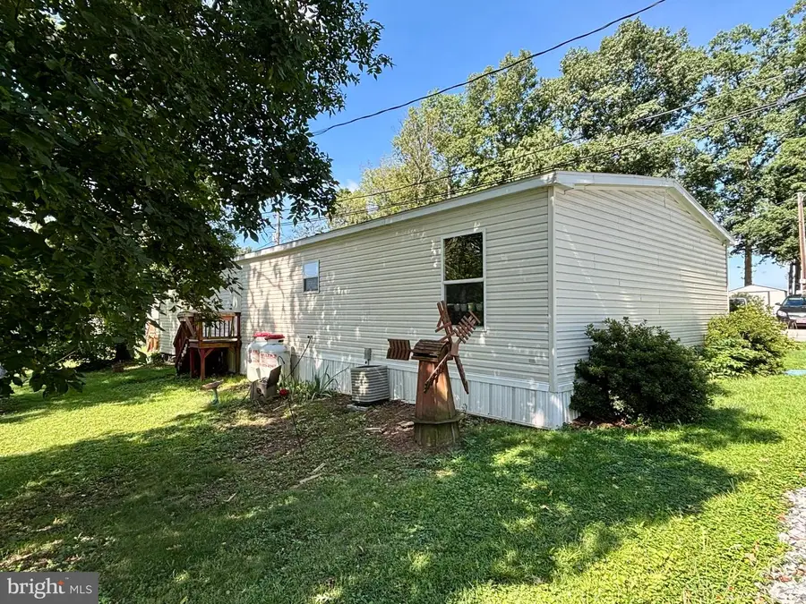88 Mobile Dr, Thomasville, PA 17364 - #2