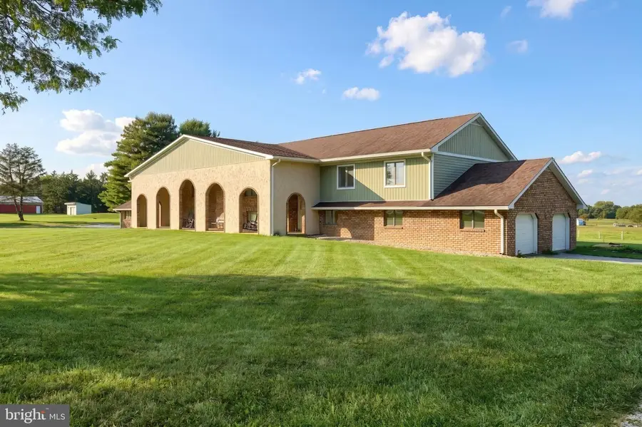4987/4989 E Berlin Rd, Thomasville, PA 17364 - #2