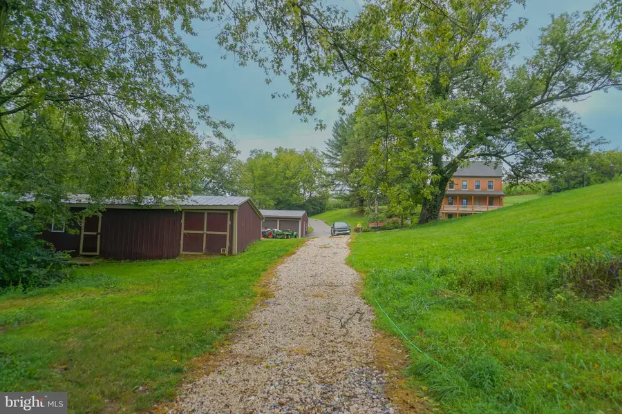 2605 Buffalo Valley Rd, Spring Grove, PA 17362 - #2