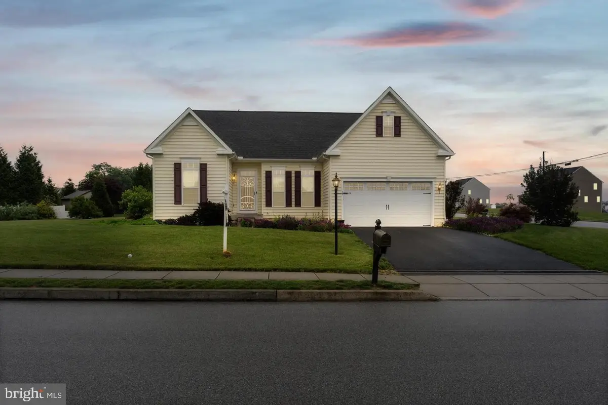 46 Tyler Dr, Hanover, PA 17331 - #1