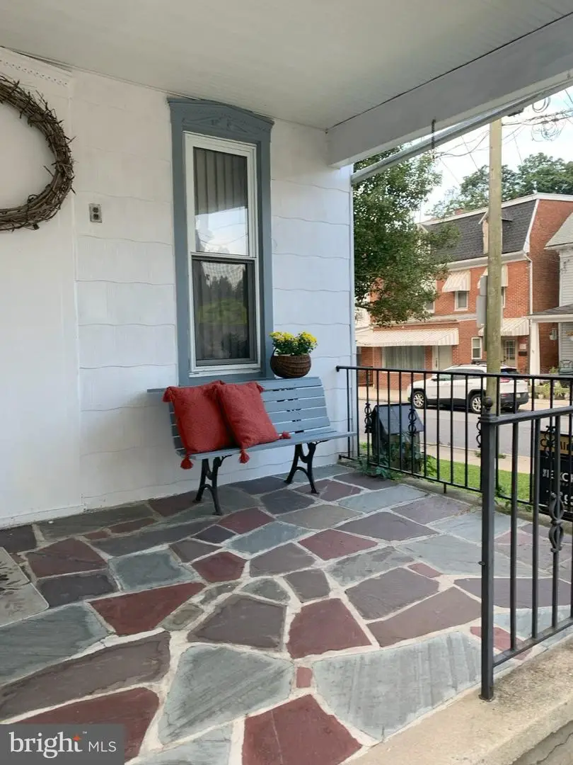 113 S Pleasant Ave, Dallastown, PA 17313 - #3