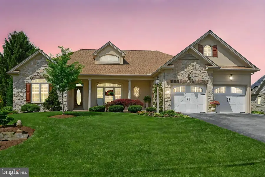 310 S Franklin St, Red Lion, PA 17356 - #2