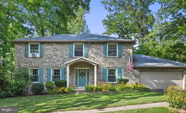 3425 Harrowgate Rd, YORK, PA 17402