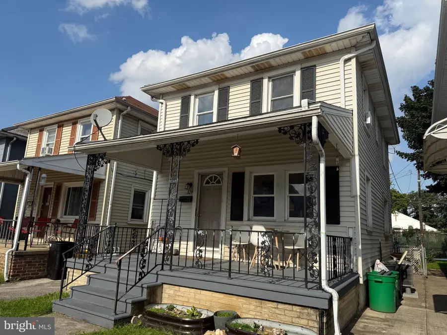 329 Warren St, York, PA 17403 - #2