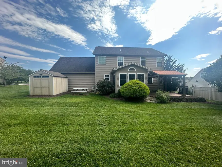 321 Braddock Dr, Etters, PA 17319 - #2