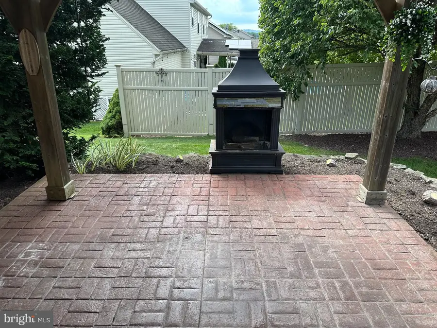 321 Braddock Dr, Etters, PA 17319 - #3