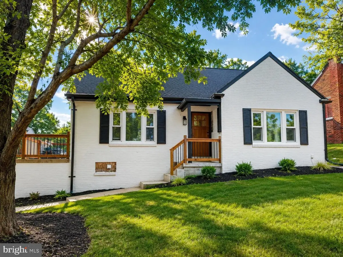 20 N Emigs Mill Rd, York, PA 17408 - #1