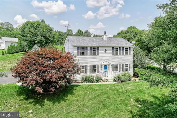 4243 Willow St, STEWARTSTOWN, PA 17363
