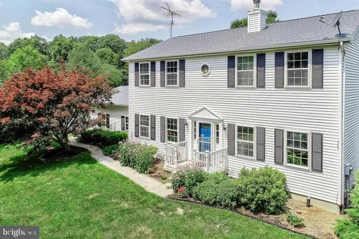 4243 Willow St, Stewartstown, PA 17363 - #2