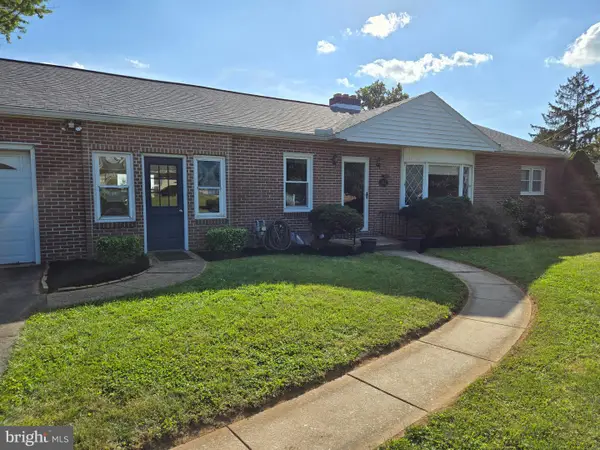 1664 Altland Ave, YORK, PA 17404