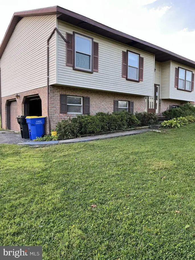 30 Sugarboot Ln, Hanover, PA 17331 - #2
