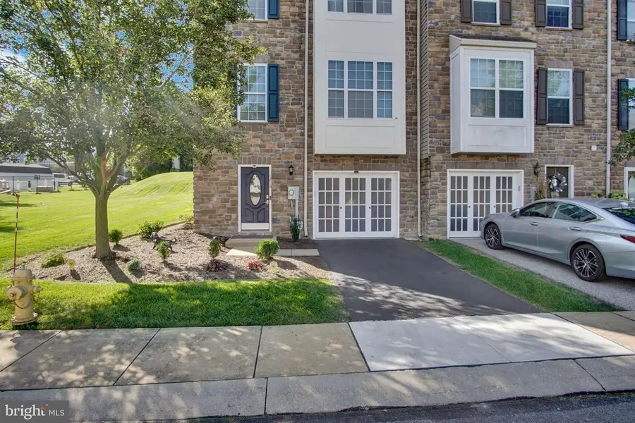 1216 Stonehaven Way, York, PA 17403 - #2