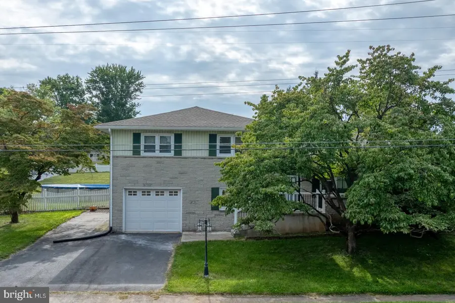 2460 Wyndhurst Ct, York, PA 17408 - #2