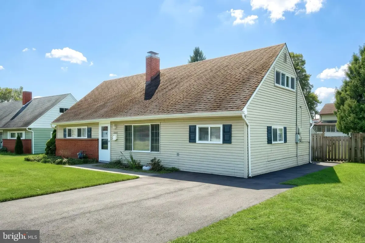 1512 Continental Rd, York, PA 17404 - #1