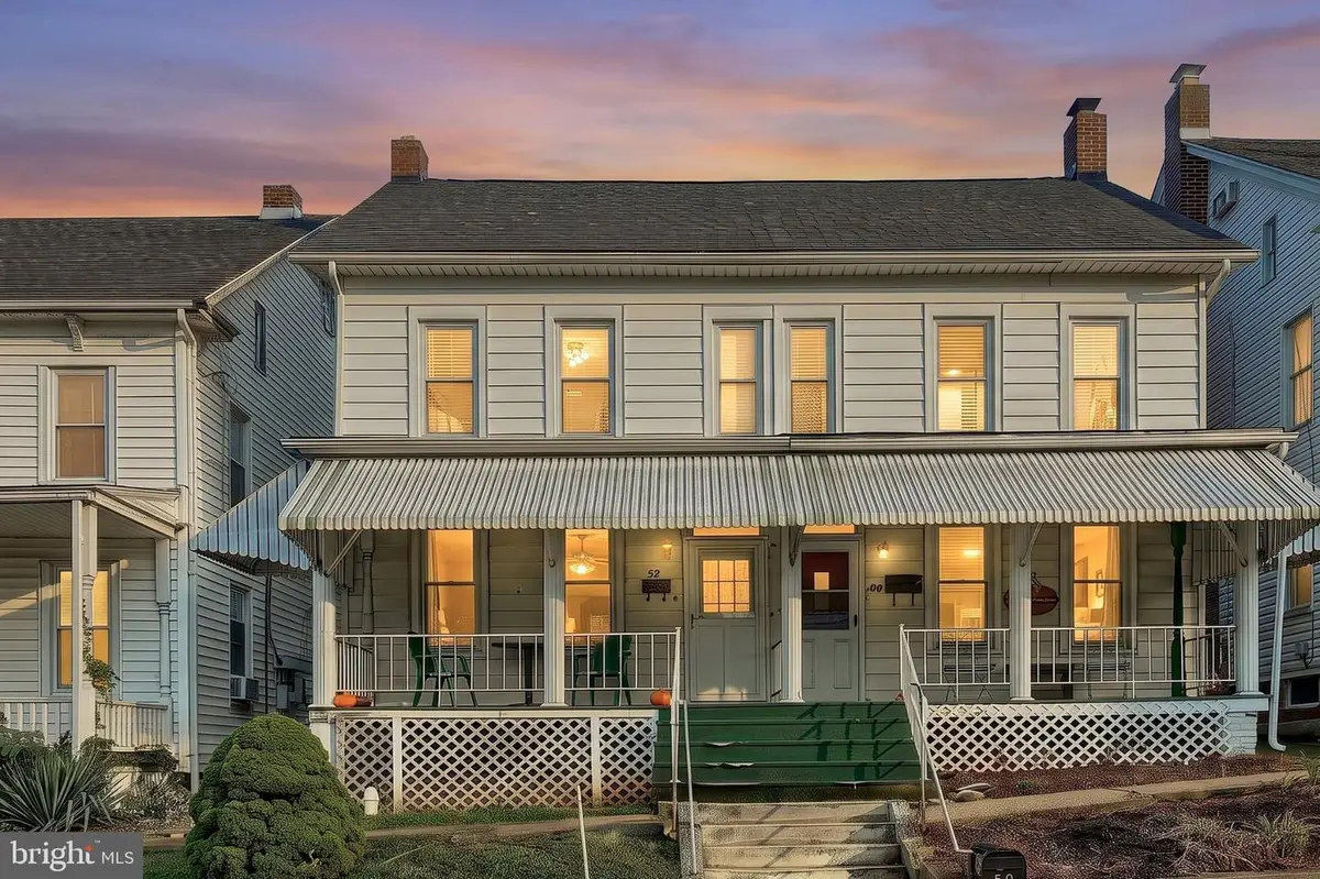 52 E High St, Red Lion, PA 17356 - #1