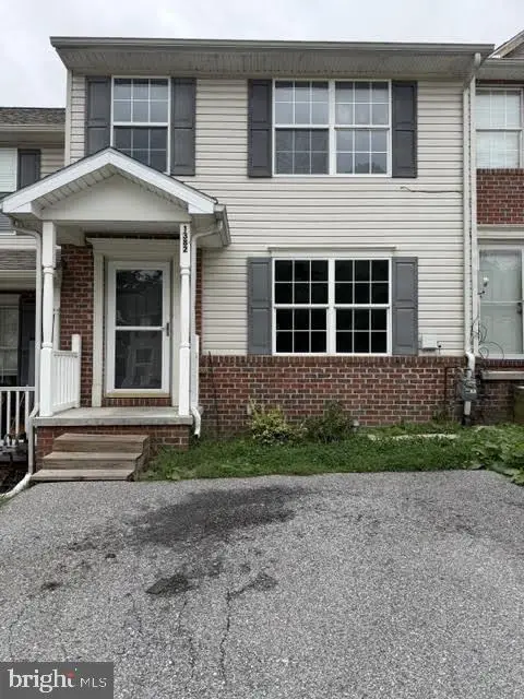 1382 Wanda Dr, Hanover, PA 17331 - #1