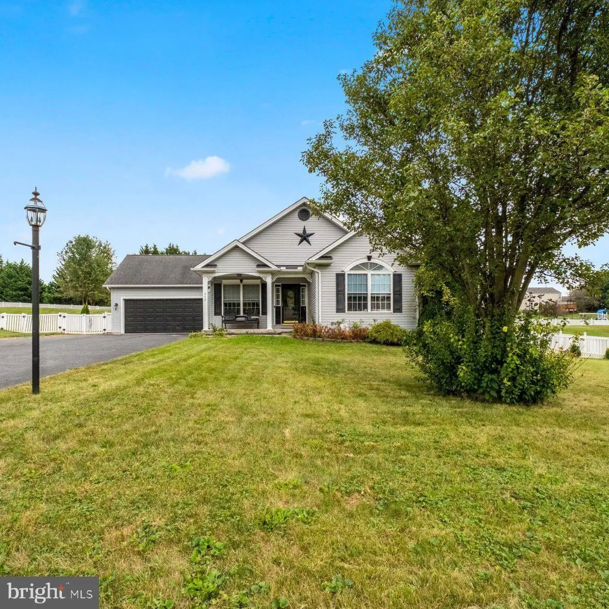 440 Sunset Dr, Hanover, PA 17331 - #1