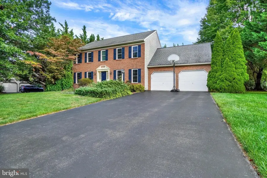 25 Martingale Dr, York, PA 17404 - #3
