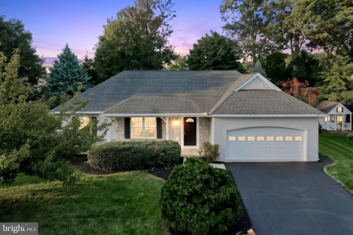 4205 Charity Dr, Red Lion, PA 17356 - #1