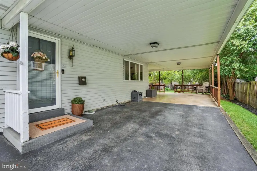 720 Gunnison Rd, York, PA 17404 - #3