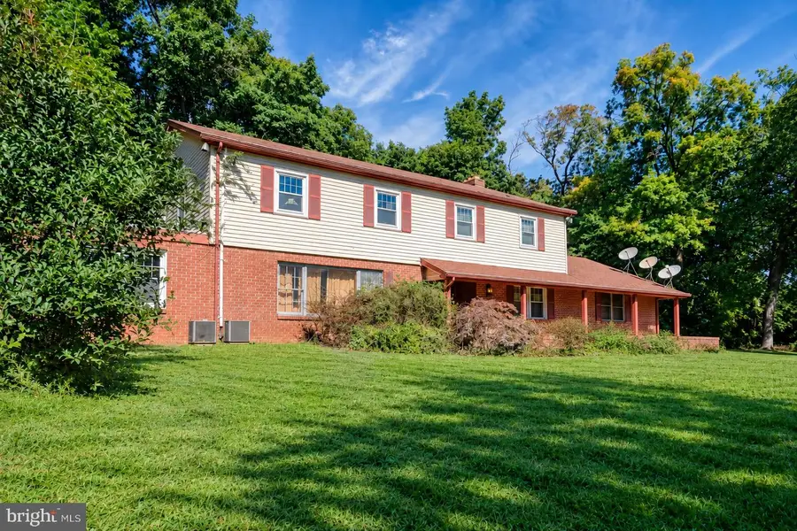 16929 Sheila Ln, Stewartstown, PA 17363 - #3
