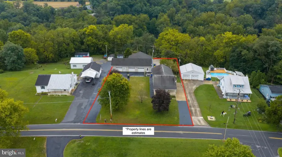 430 Hykes Mill Rd, Manchester, PA 17345 - #3