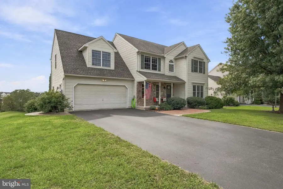 556 Harvest Dr, York, PA 17404 - #2