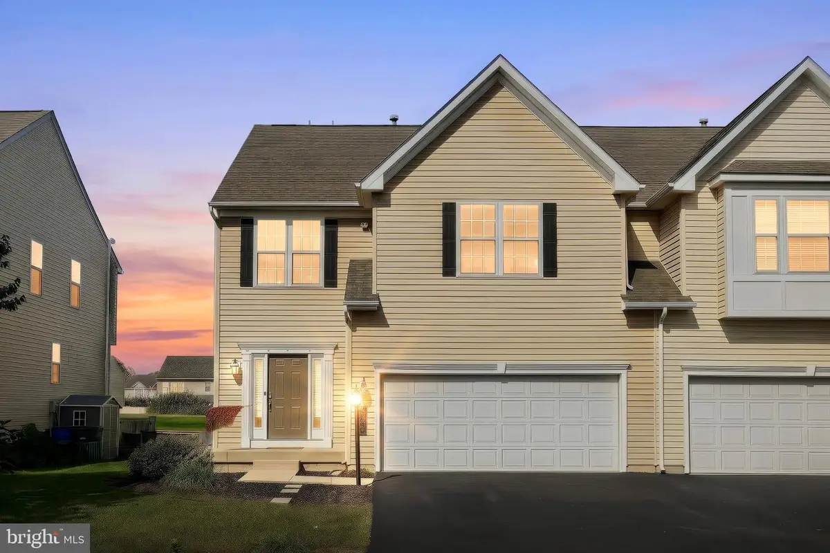 2521 Village Rd, Dover, PA 17315 - #1