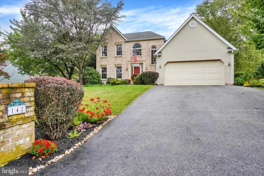 142 Hershey Cir, Stewartstown, PA 17363 - #2